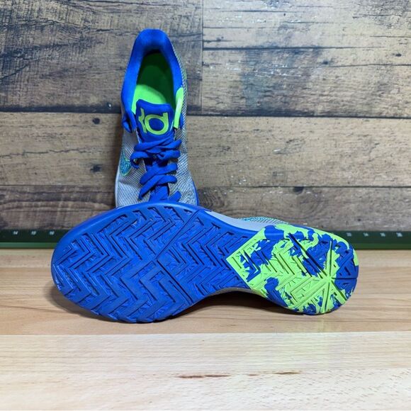 Nike KD trey 5 Gray and Blue Athletic Shoes with Green Accents main image 8